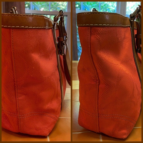 SOLD! COACH Coral Signature Canvas Zip Top Tote w/Brown Leather Trim F13560 - Picture 5 of 12